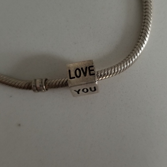 Authentic Pandora “Moments” ILY Charm - Picture 5 of 5